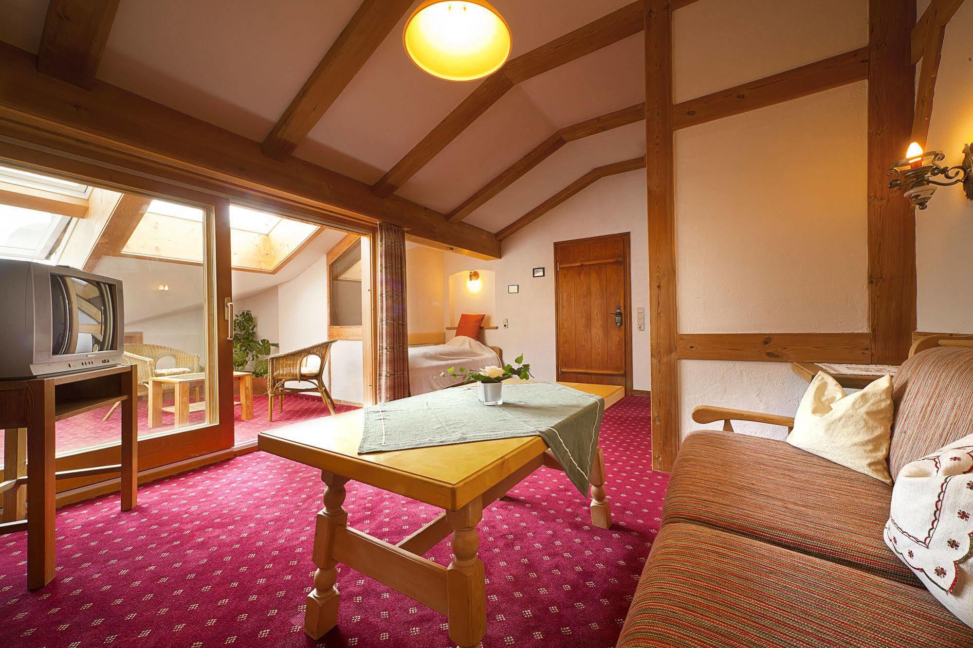 Landhotel Huberhof Schwangau Exterior foto